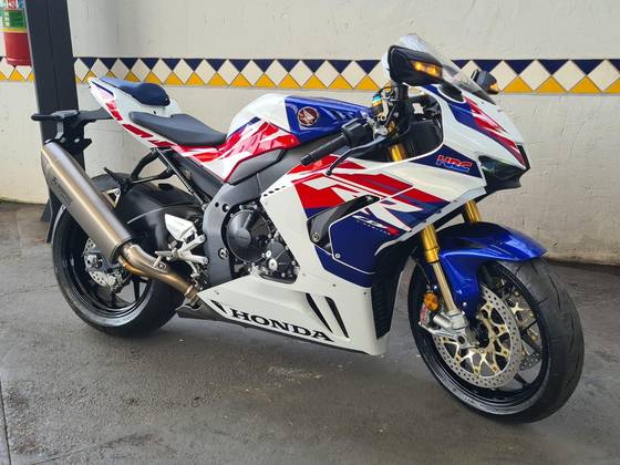 HONDA CBR 1000RR-R FIREBLADE SP HONDA CBR 1000RR-R FIREBLADE SP